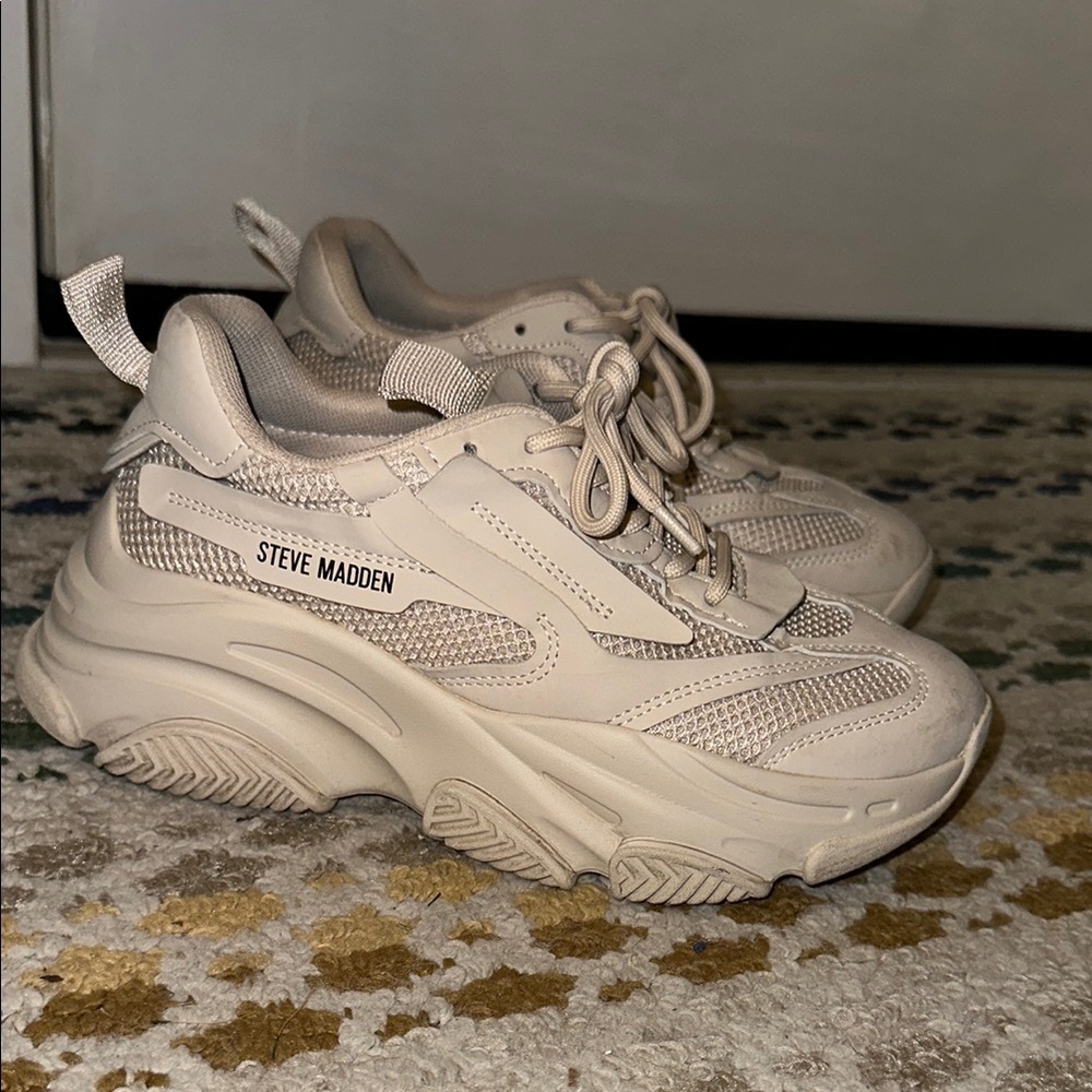 Steve Madden Cream Chunky Sneakers